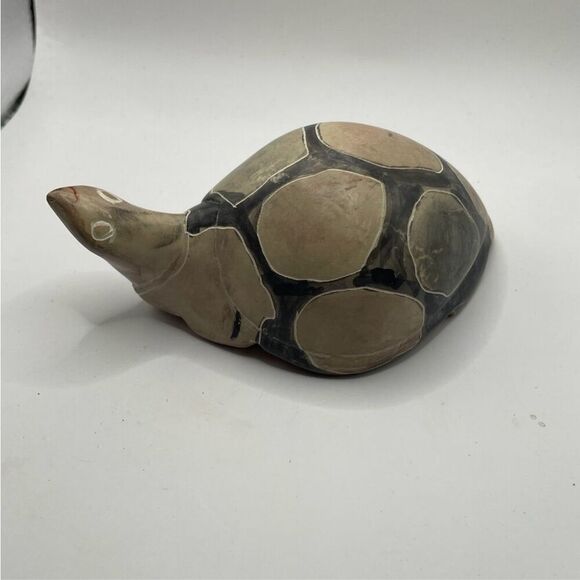 Decorative Stone Carved Turtle Figurine Black and Tan Collectible - Picture 2 of 9